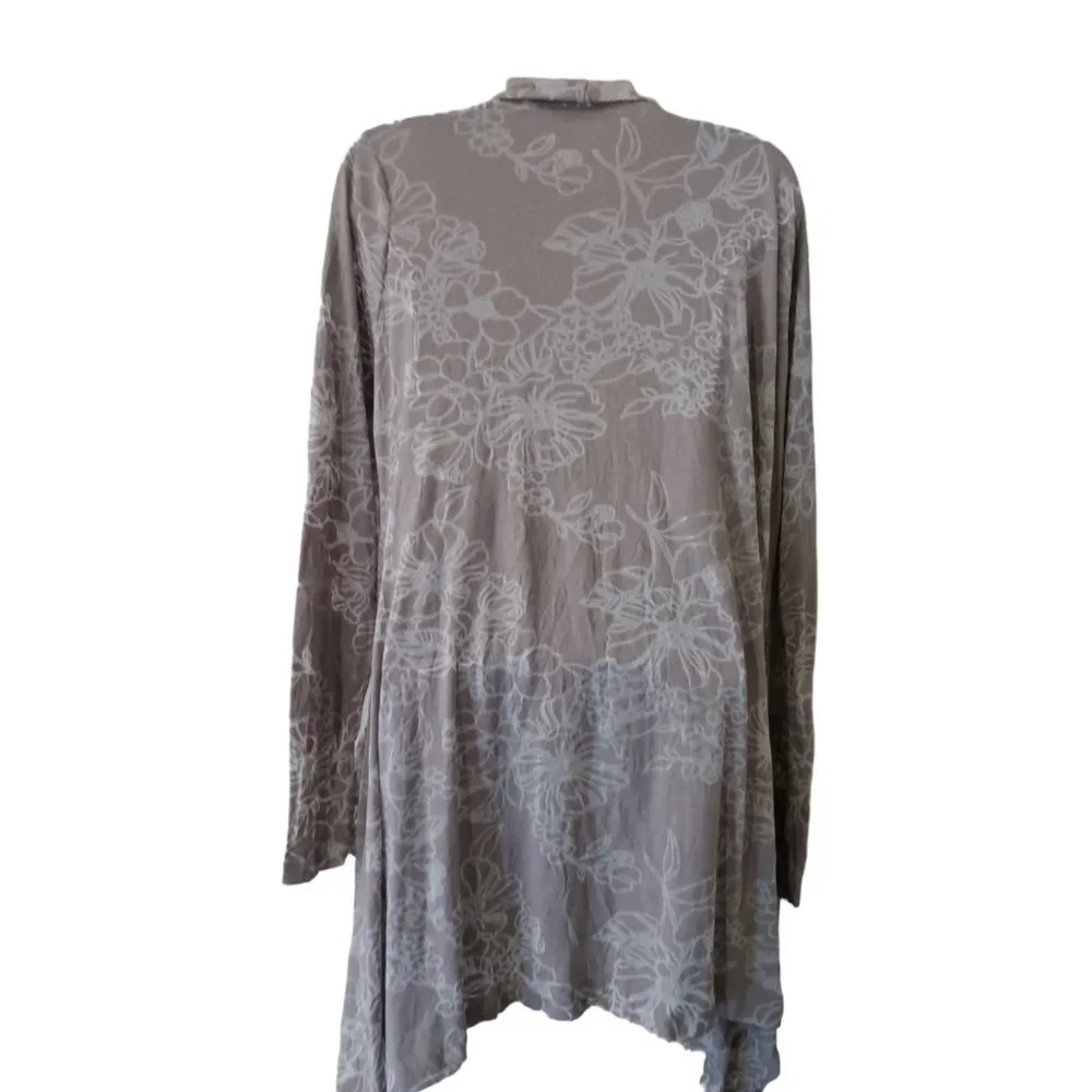 Chalet crinkled beige/cream floral open front cardigan cover size L_3